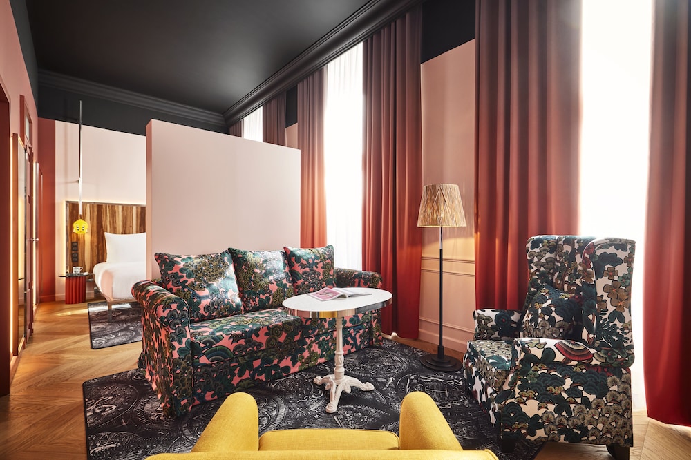 Chambre Famile, 1 lit double et 1 canapé-lit (XXL Mama)