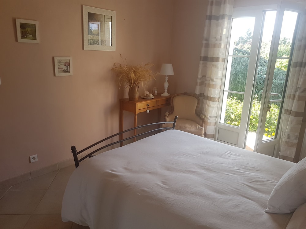 Comfort Double Room, Courtyard Area photo 1