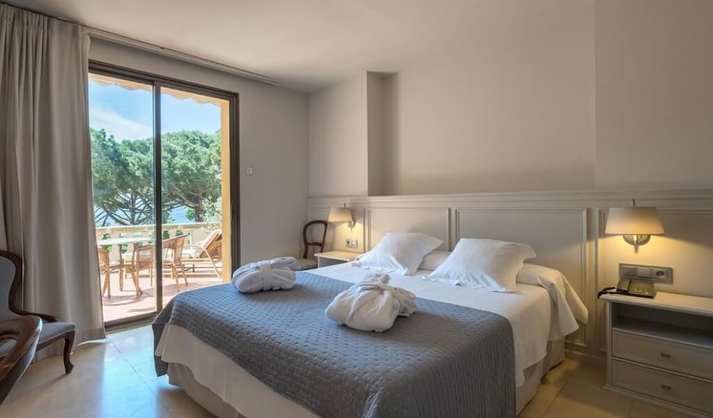 Habitación Doble, Balcón (Vista al Jardín o a la Piscina, Balcón)