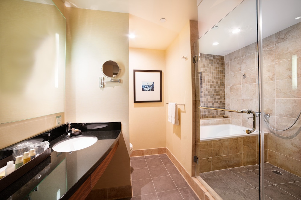 Executive Room, 2 Double Beds (Executive Room with Two Double Beds) - Photo 3