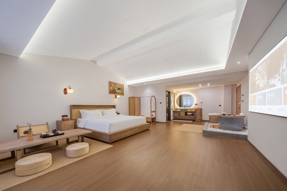 Romantic Double Room, Courtyard View photo 1
