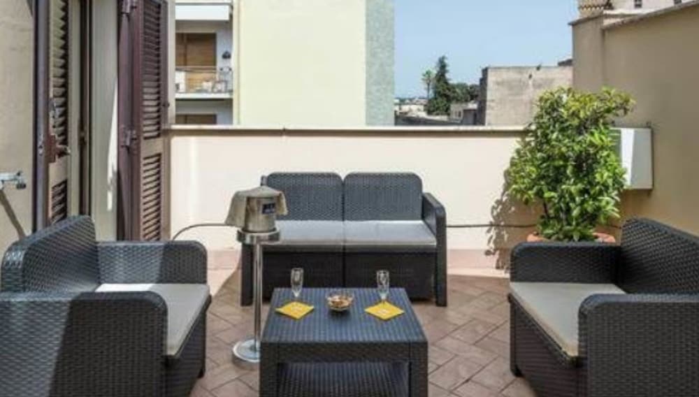 Family Suite, Balcony, City View
