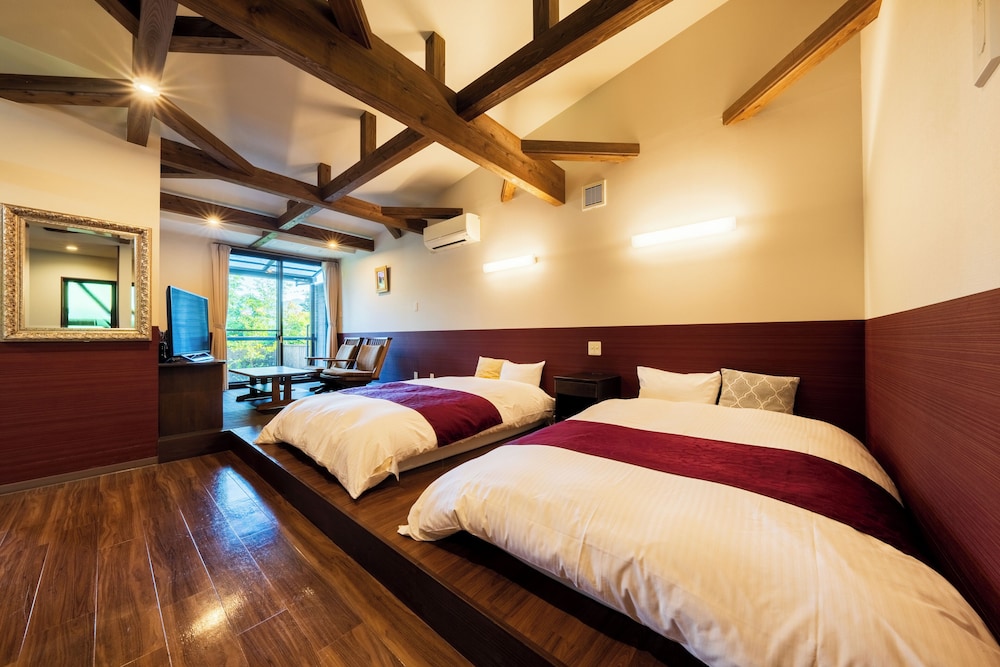 Annex Japanese Western Style Room with Open Air Bath