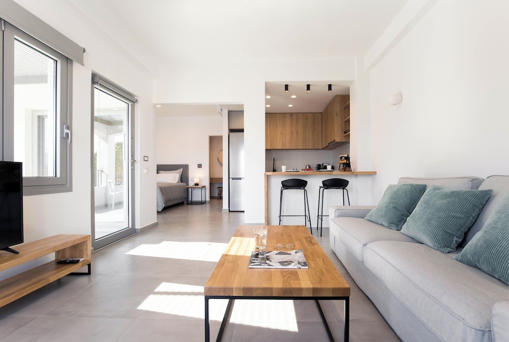 Design Studio Suite, Garden View