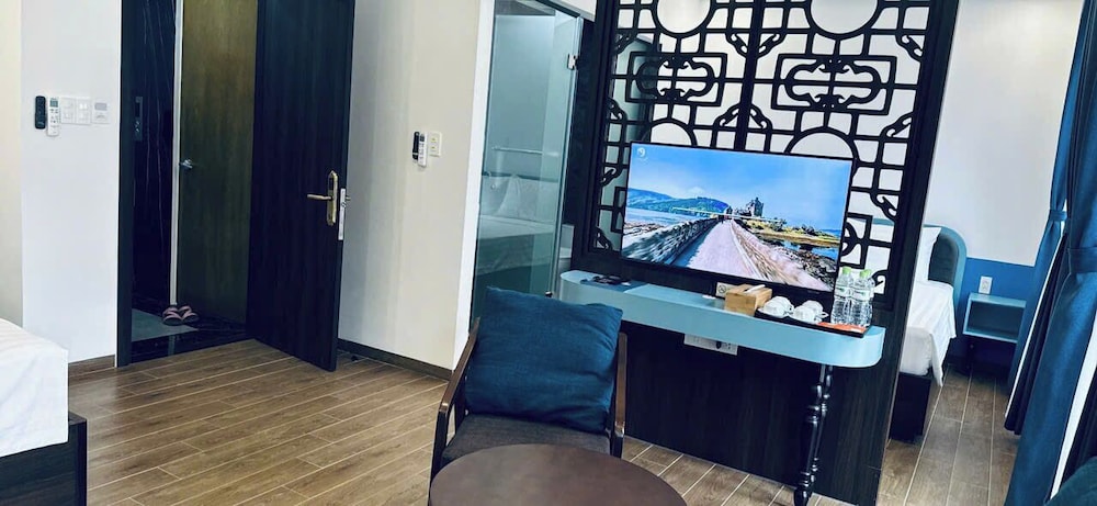 Family Quadruple Room, City View