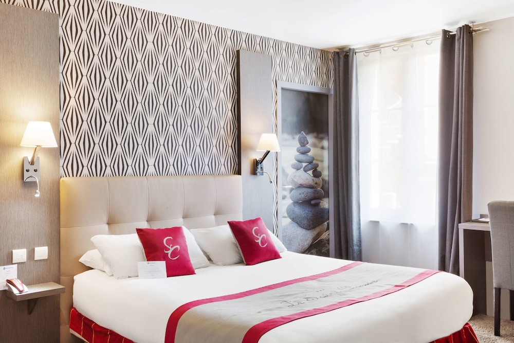 Suite, 1 Queen Bed, Non Smoking - Photo 3