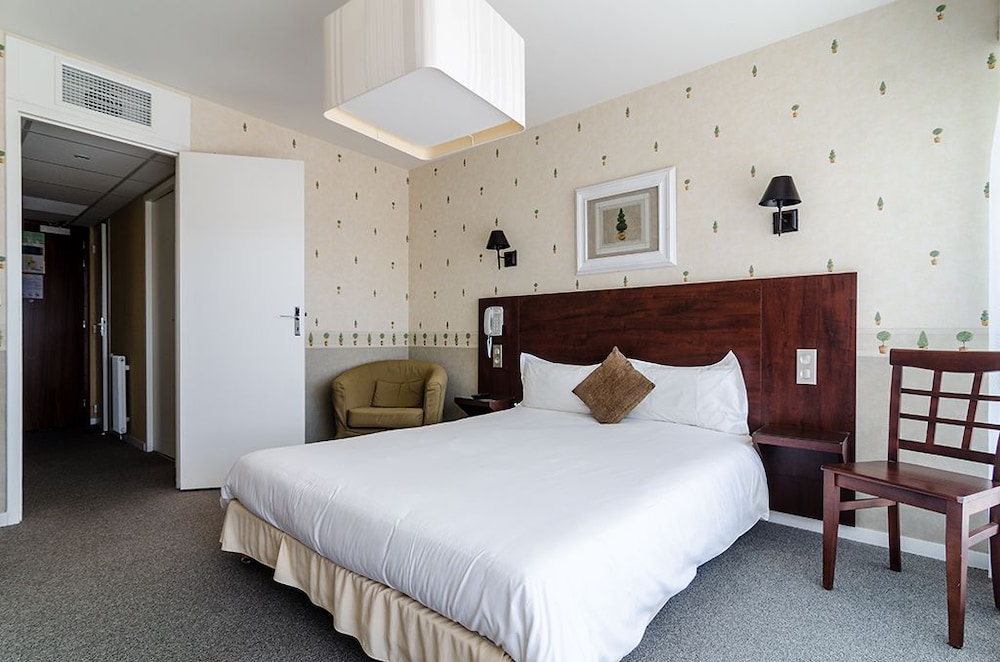 Standard Double Room - Photo 4