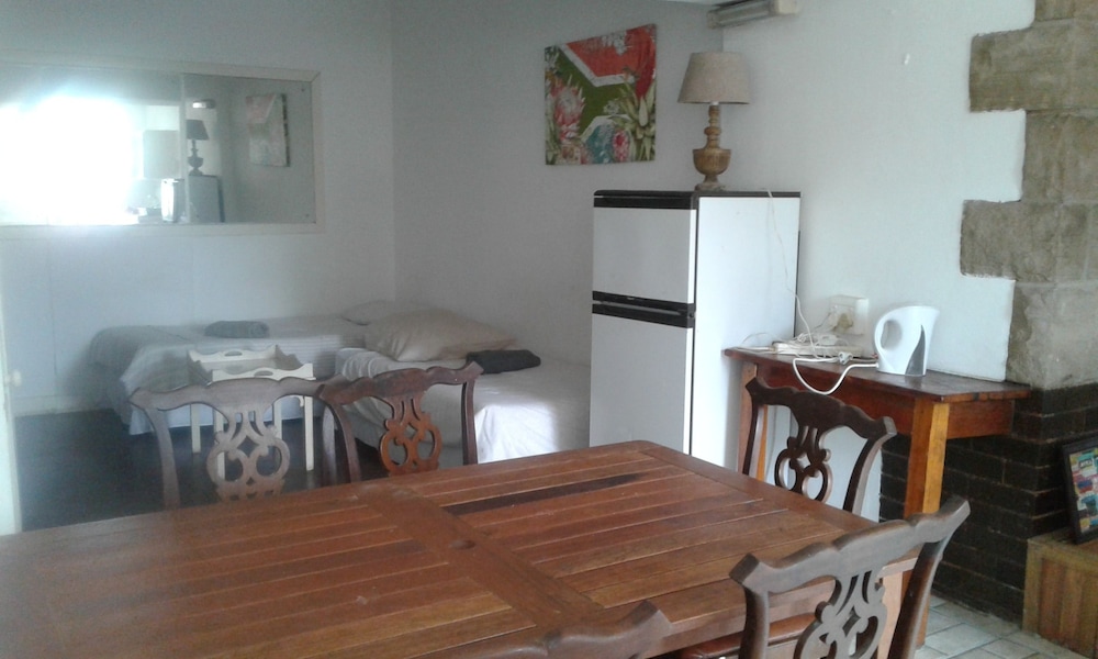 (14) 3 bed Family Self Catering Unit photo 2