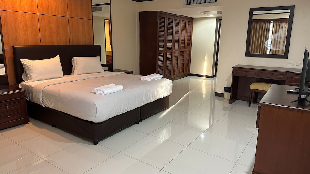 Deluxe Triple Room, 3 Bedrooms photo 2