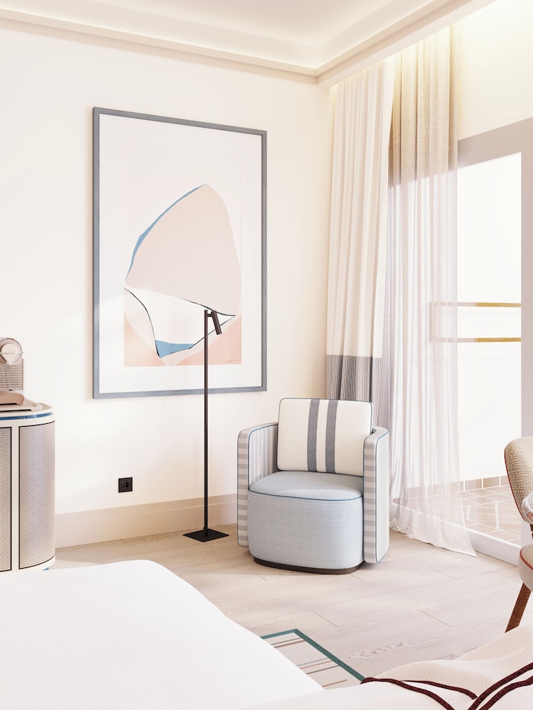 Premium Room (2 Adults + 1 Child)
