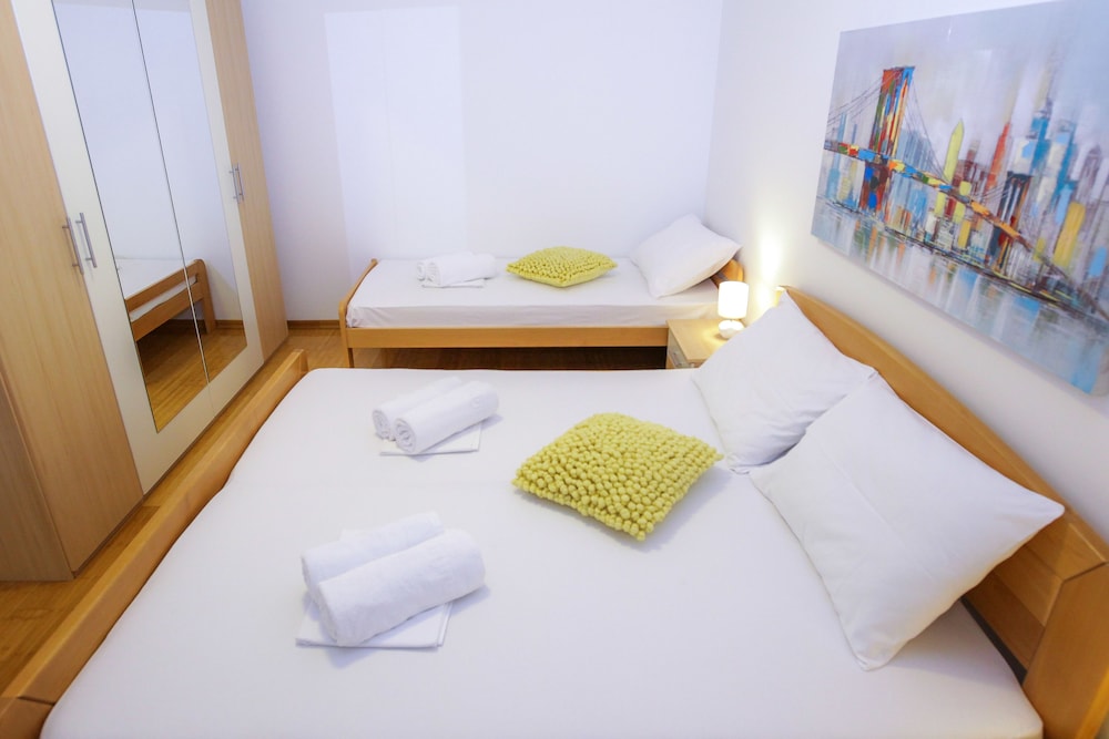 Superior Apartment, 2 Bedrooms, Balcony (A4)