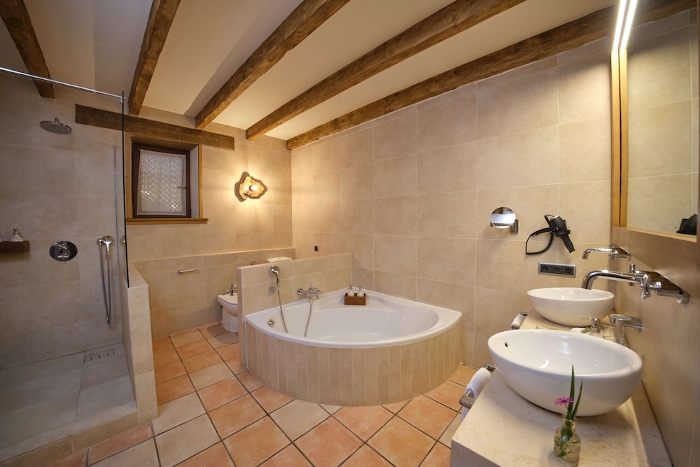 Room, Terrace (Singular) - Photo 7