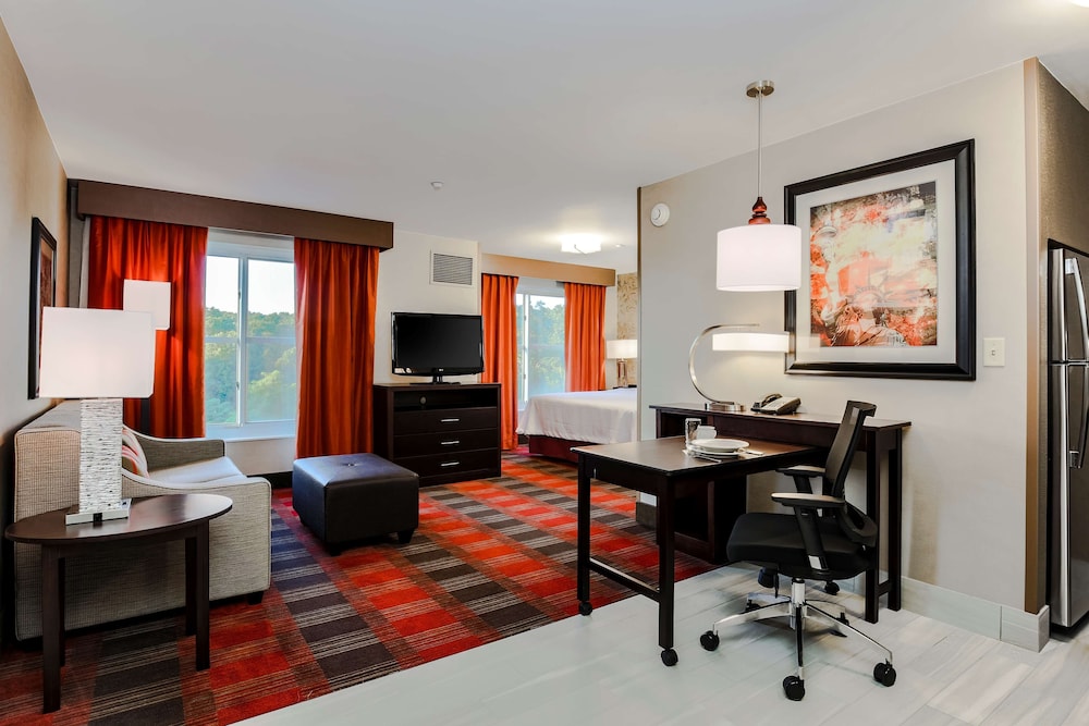 Suite, 1 King Bed, Accessible, Non Smoking (Mobility & Hearing, Roll-in Shower) - Photo 1