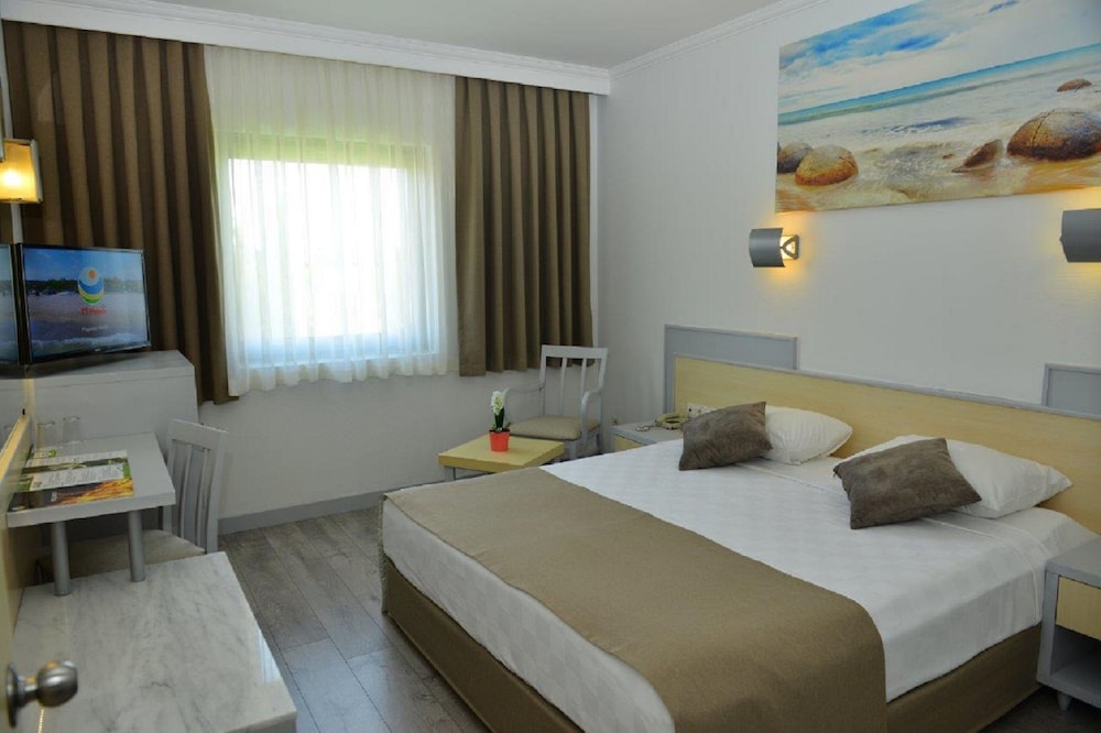 Superior Suite, Balcony (SLV)