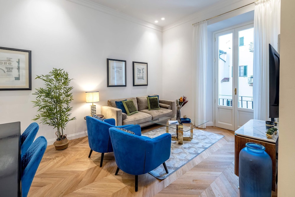Apartment (3 Bedrooms)
