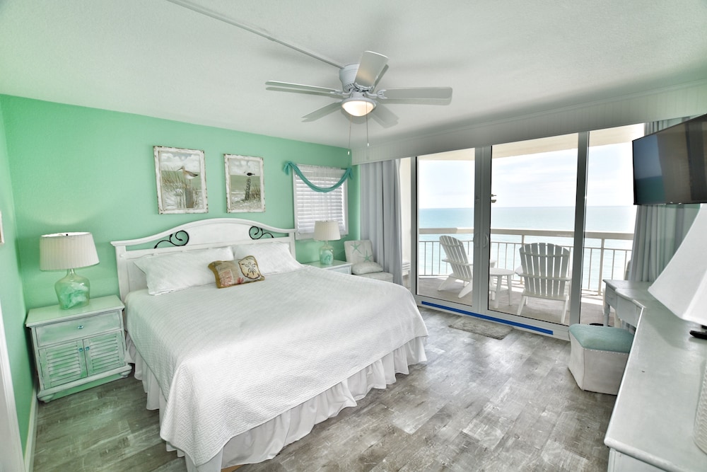 Condo, 3 Bedrooms