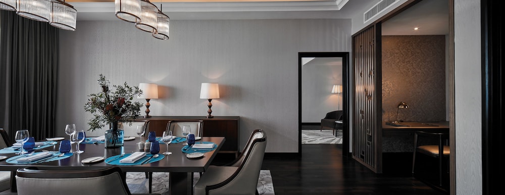 King Presidential Suite King Presidential Suite