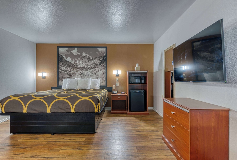 Suite, Multiple Beds, Non Smoking photo 2