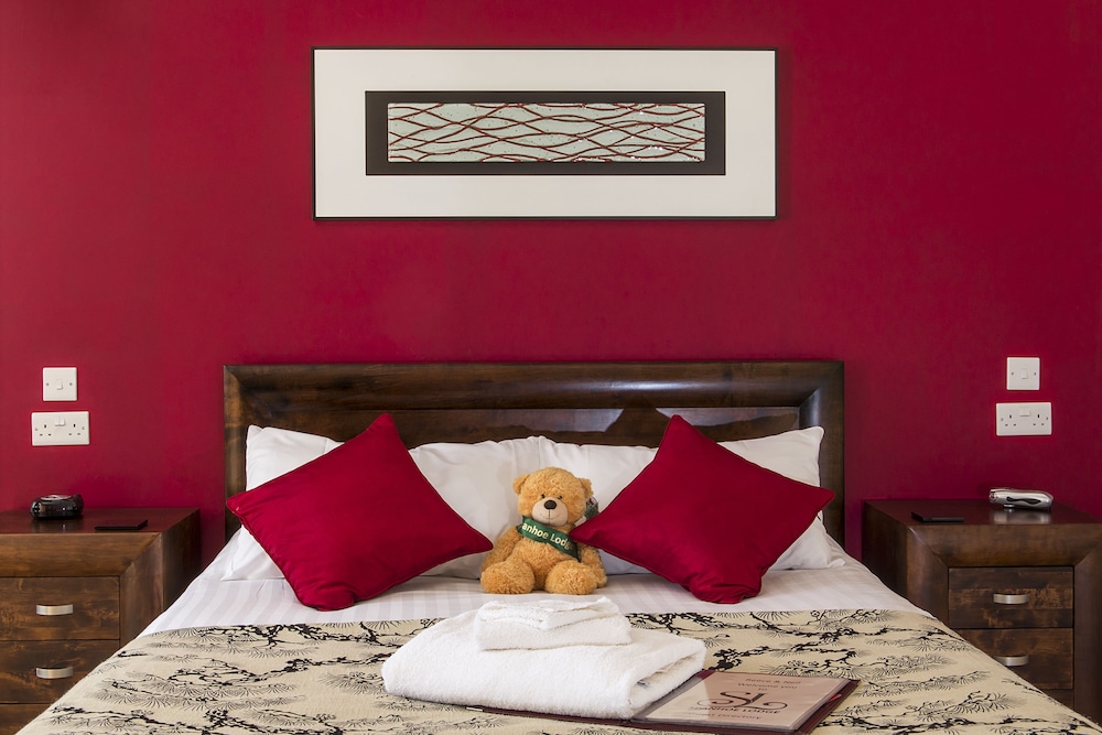 Double Room, 1 King Bed, Mobility Accessible - Photo 3