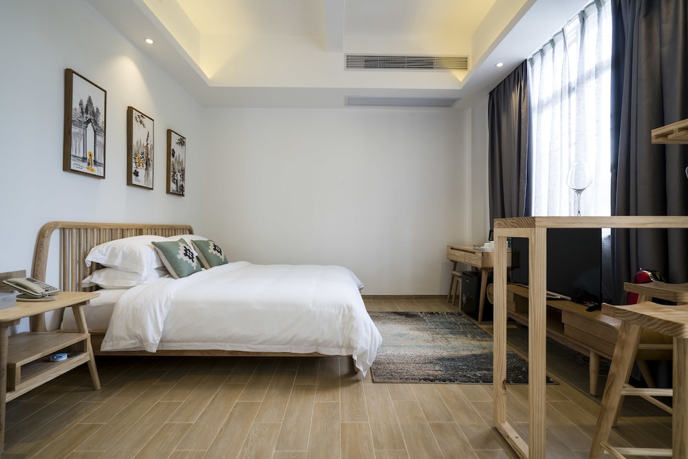 Premium Room, Bathtub