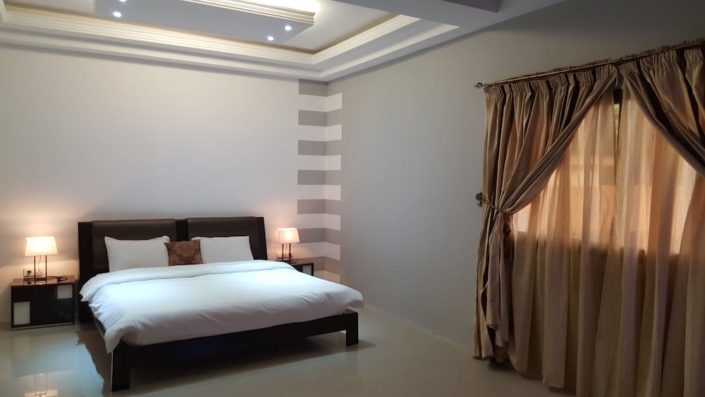 Executive Suite photo 1