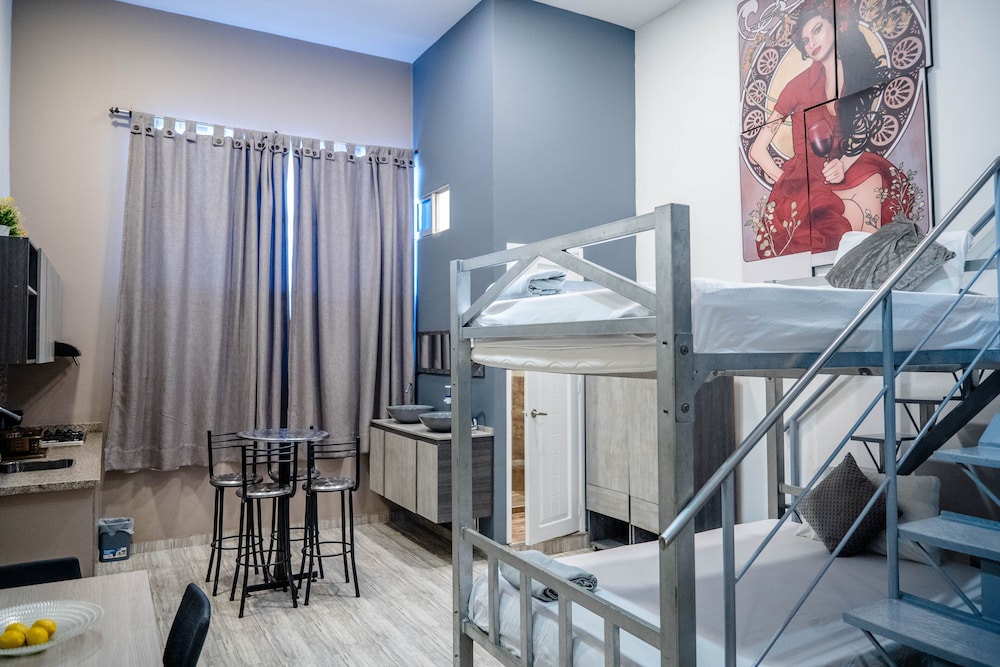 Family Apartment, Multiple Beds, Accessible, Non Smoking photo 2
