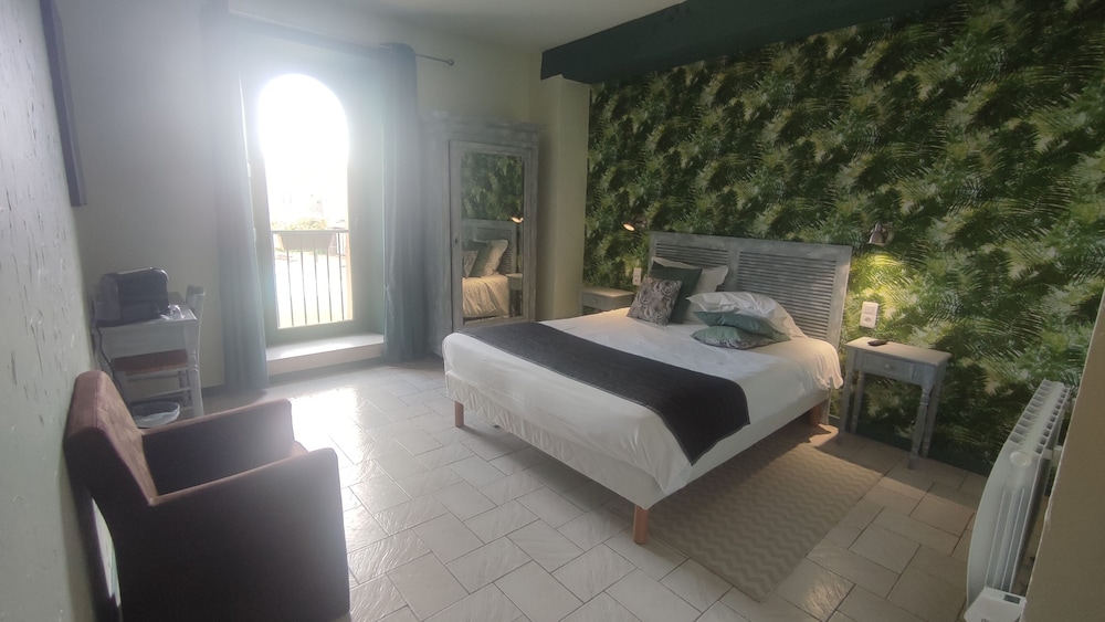 Traditional Double Room, 1 Double Bed - Photo 4