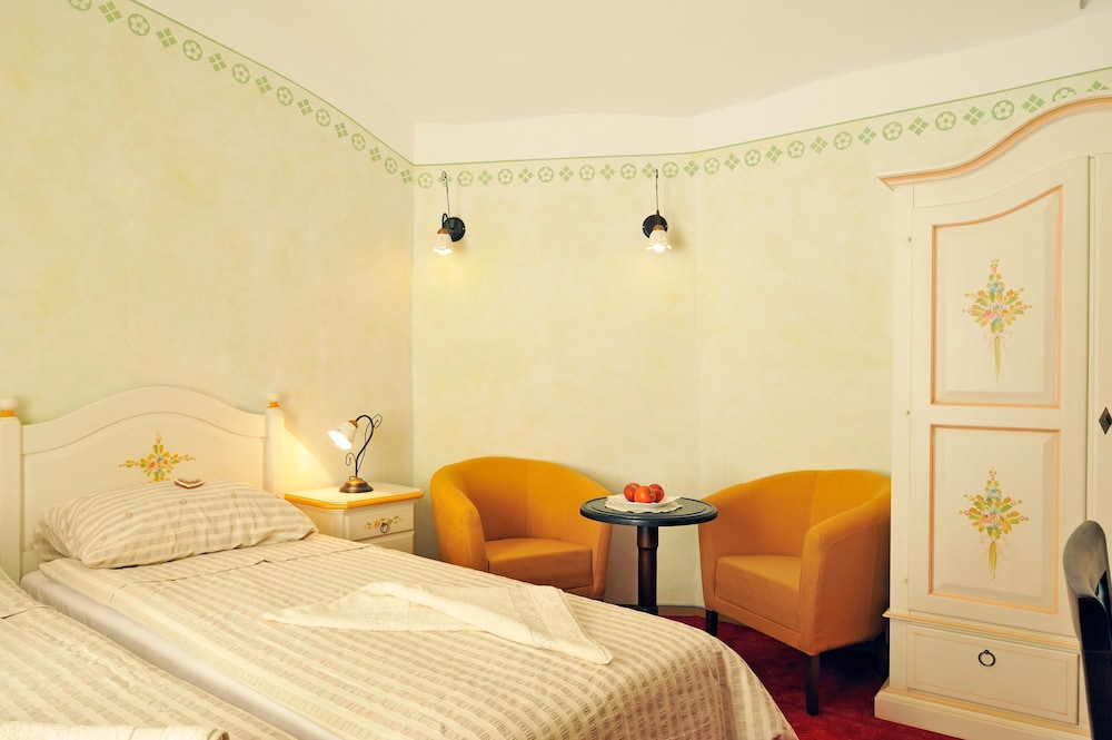 Classic Double Room - Photo 7