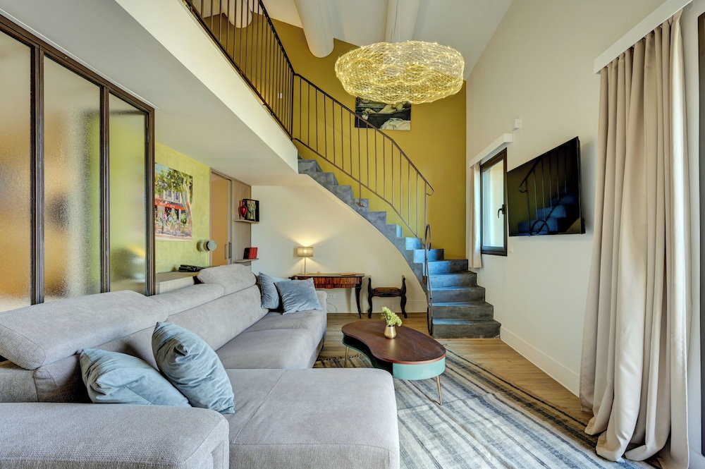 Suite (Duplex)