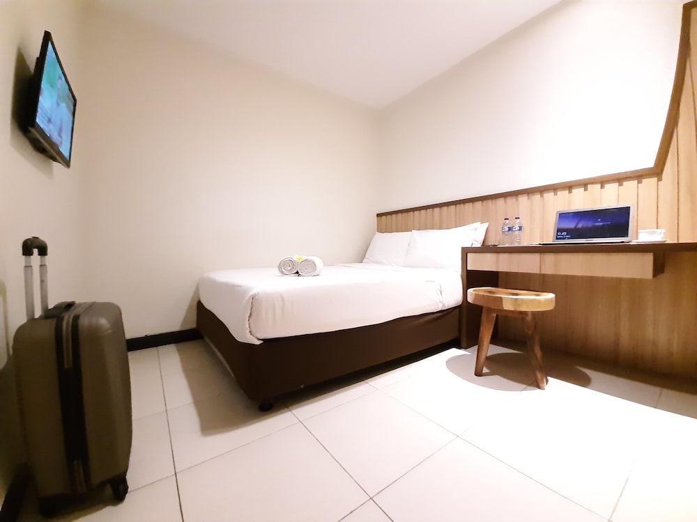 Standard Double Room photo 2