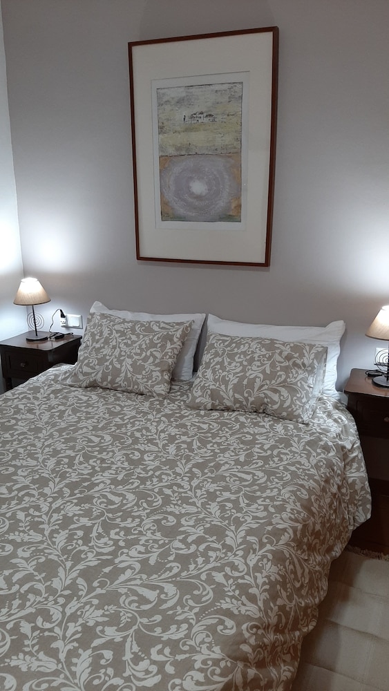Double Room - Photo 5
