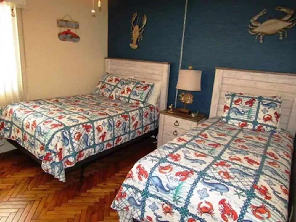 Condo, 3 Bedrooms, Oceanfront photo 1
