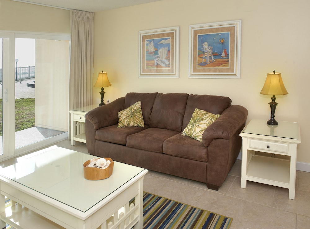 Deluxe Condo, 2 Bedrooms, Ocean View, Ground Floor photo 2