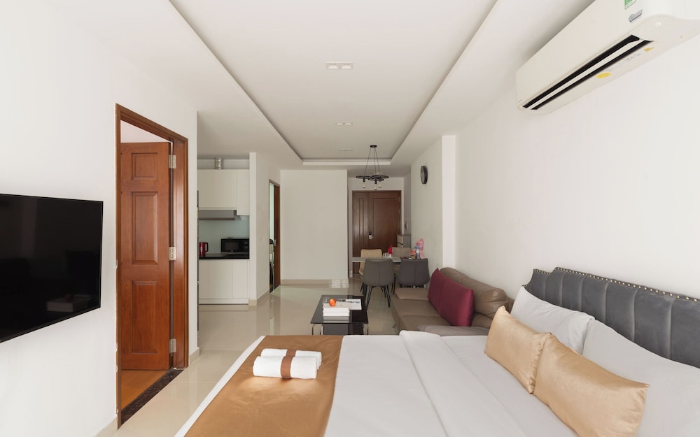Presidential Suite, 2 Bedrooms, Club Lounge Access, City View photo 3