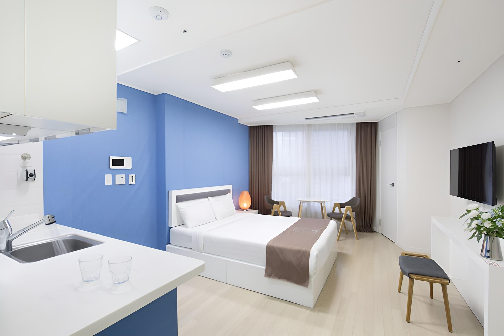 Deluxe Room (Assigned upon Check-In)