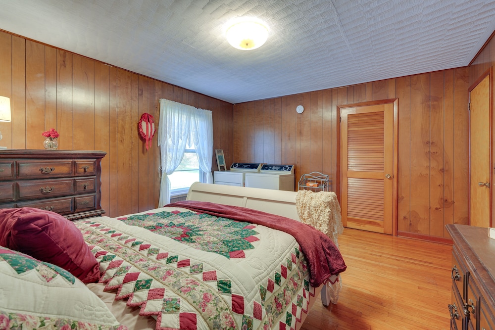 House (4 Bedrooms) photo 2