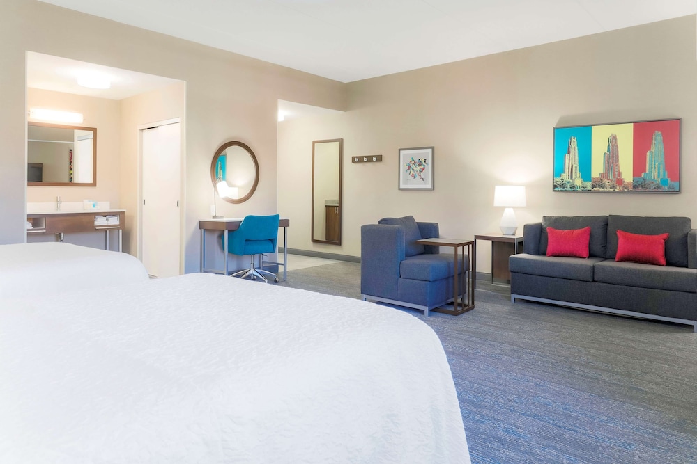 Studio Suite, 2 Queen Beds, Sofa Bed - Photo 2