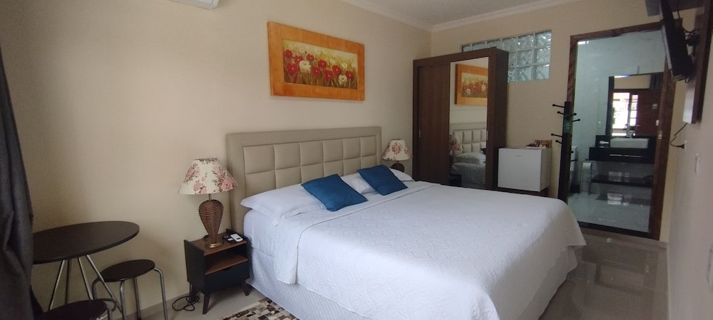Premium Studio Suite, Multiple Beds, Air conditioning, Garden View