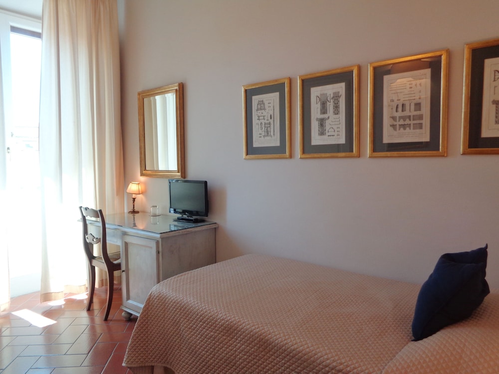 Superior Single Room, City View