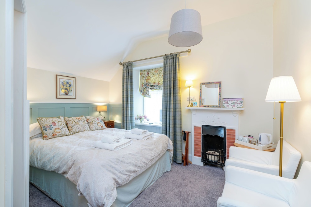 Double Room, Ensuite (Standard King) photo 2