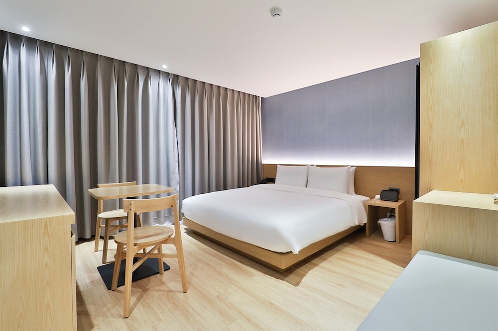 Standard Room photo 1