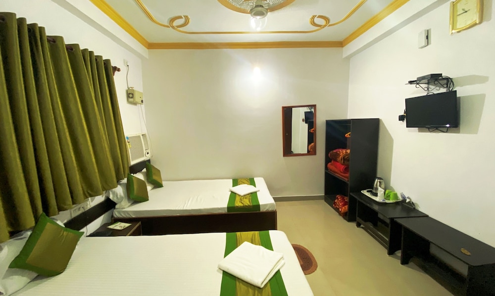 Deluxe Double Or Twin Room photo 3