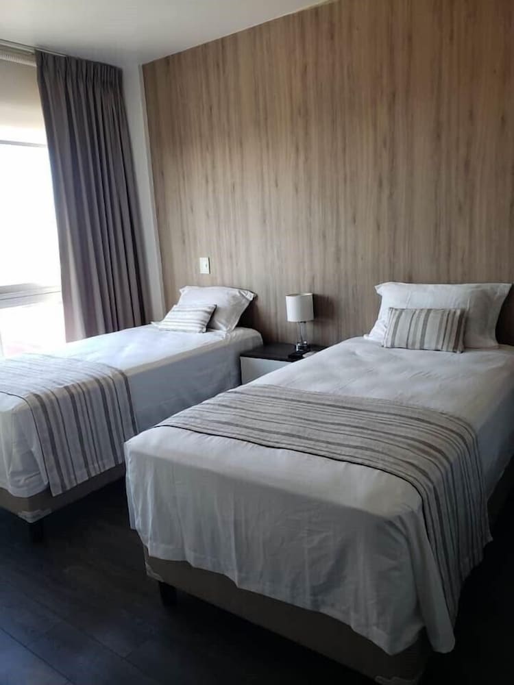 Deluxe Twin Room, Balcony, City View