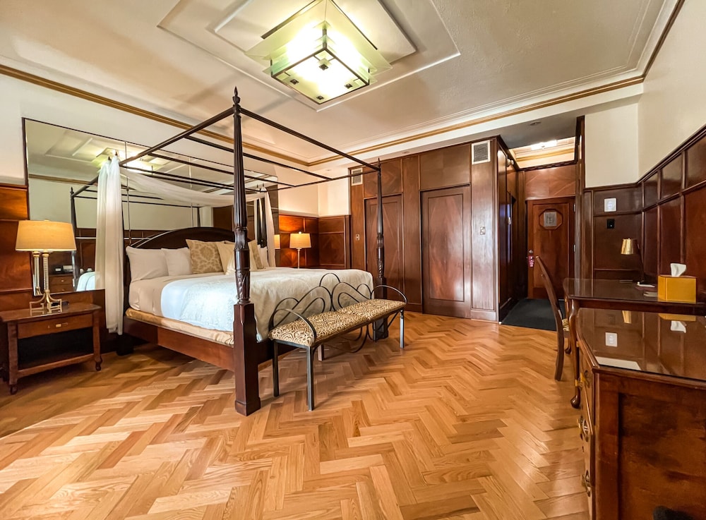 Executive Junior Suite (Omer Marchand)