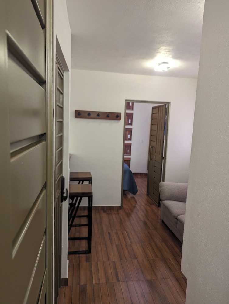Business Apartment photo 2