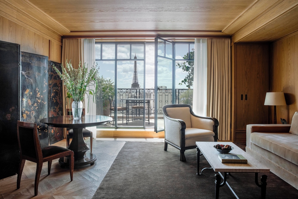 Suite Ciel de Paris - 2 Bedrooms. photo 1