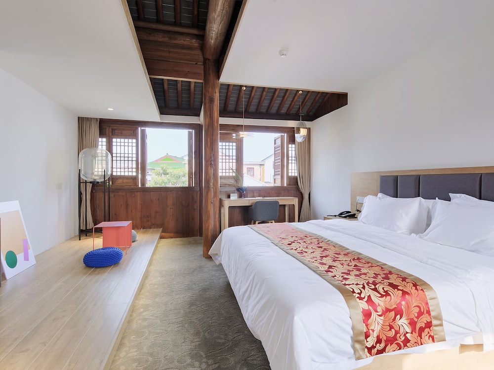 Executive Double Room (B)