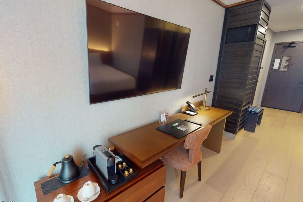 Executive Room, 2 Queen Beds - Photo 3