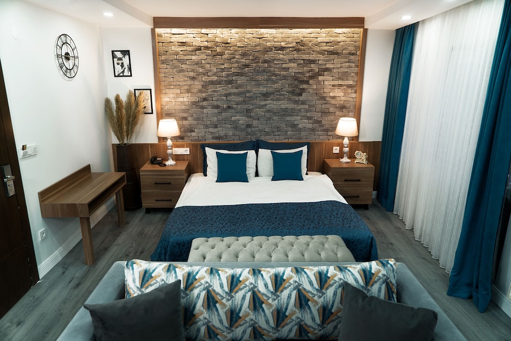 Deluxe Double Room, City View photo 1