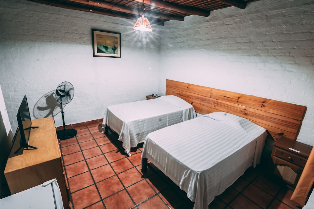 Standard Double Room, 2 Twin Beds